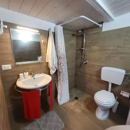 Trullo Emmaus 度假居 卡洛维诺